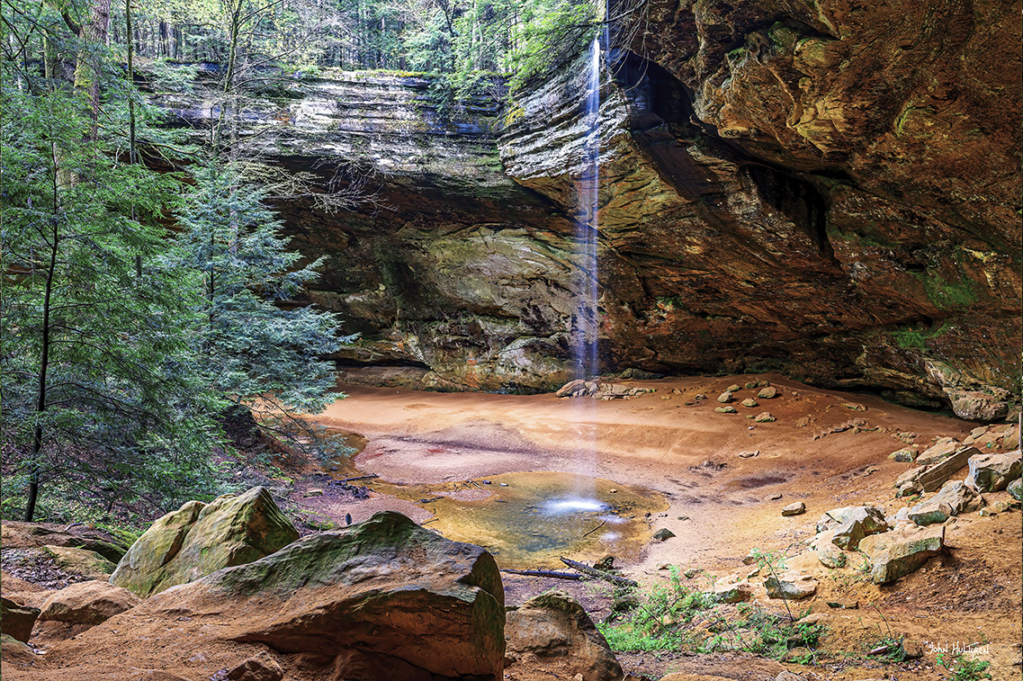 Ash Cave